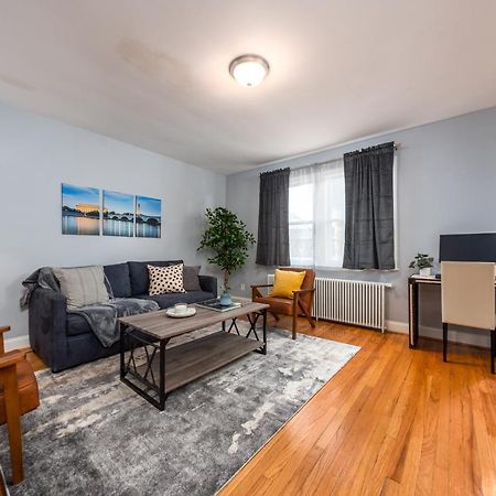 Capitol Hill Apartment With Free Parking Washington Extérieur photo